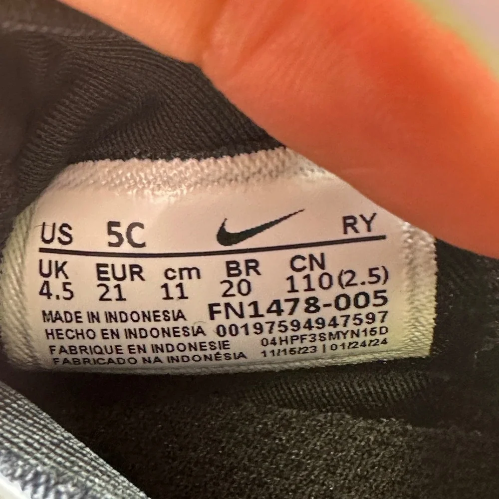 Nike‎ Flex Runner 3 Toddler 5C Black White Slip On Sneakers NEW FN1478-005